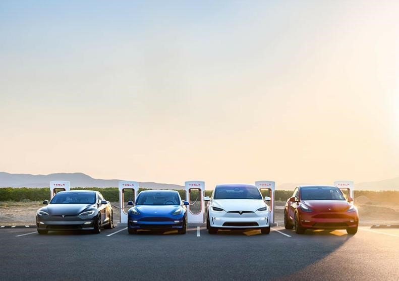 Tesla-to-Add-CSS-Connectors-to-the-US-Super-Charger-Stations 